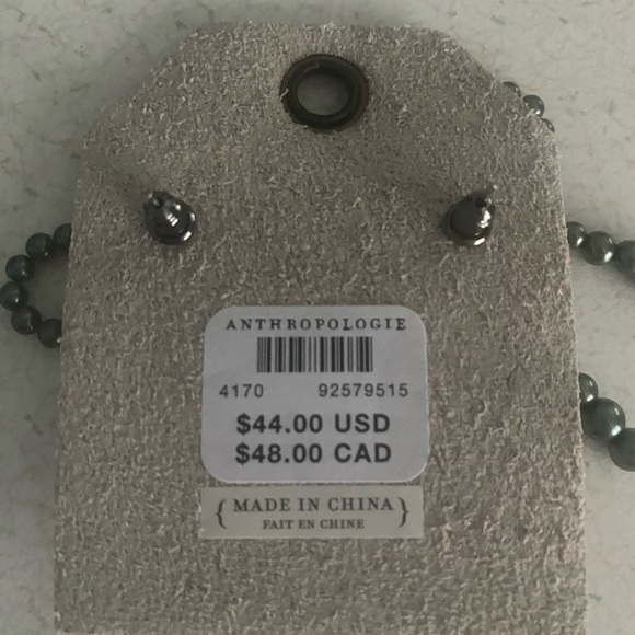 Anthropologie bow gray pearl earrings NWT - Picture 5 of 6